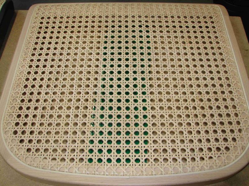 Sitzfläche für Thonet Freischwinger S32/S64: Ersatzteil mit Wiener Geflecht, helles Holz.